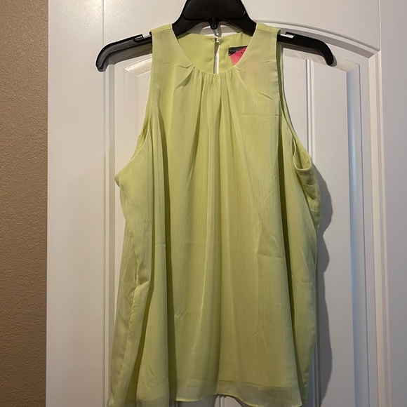 Vince Camuto, medium - Picture 3 of 4